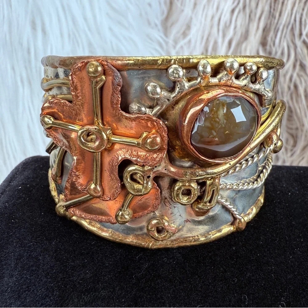 N/A unique handcrafted